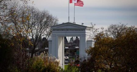 Sept. 11 first responders to attend B.C. border ceremony on anniversary of attacks