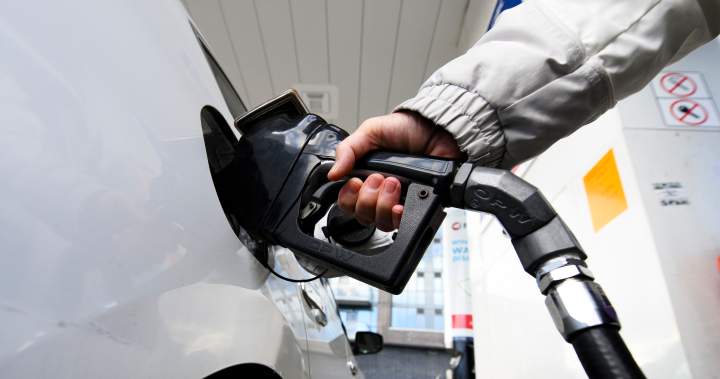 Ottawa set to extend the pause on federal fuel excise tax: source