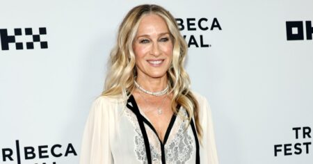 Sarah Jessica Parker Can’t Live Without Lip Gloss — And She Swears by This $13 Drugstore Pick
