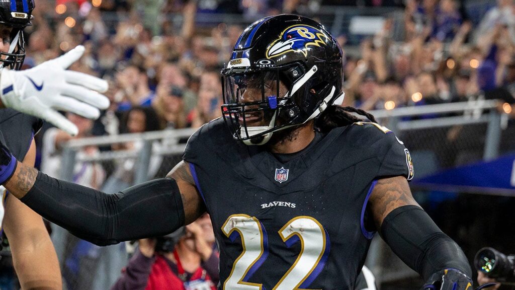 Derrick Henry’s stunning 87-yard touchdown run makes Ravens history