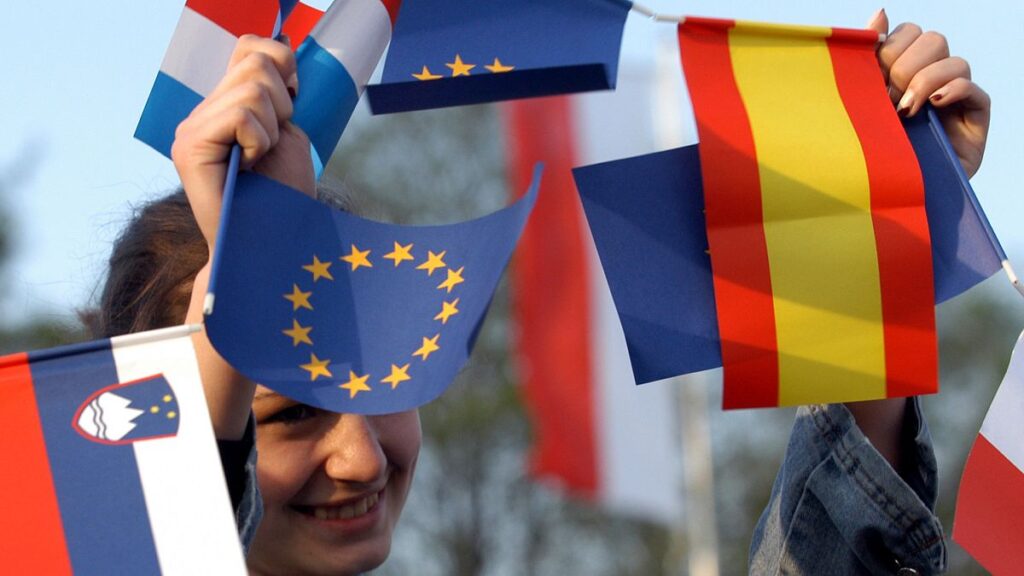 Concern mounts in Spain over EU proposed funding cuts to Erasmus