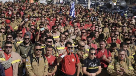 Greek firefighters demand full-time jobs as summers get more perilous