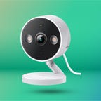 The Tapo TP-Link 2K indoor/outdoor security camera is displayed against a gradient green and blue background.