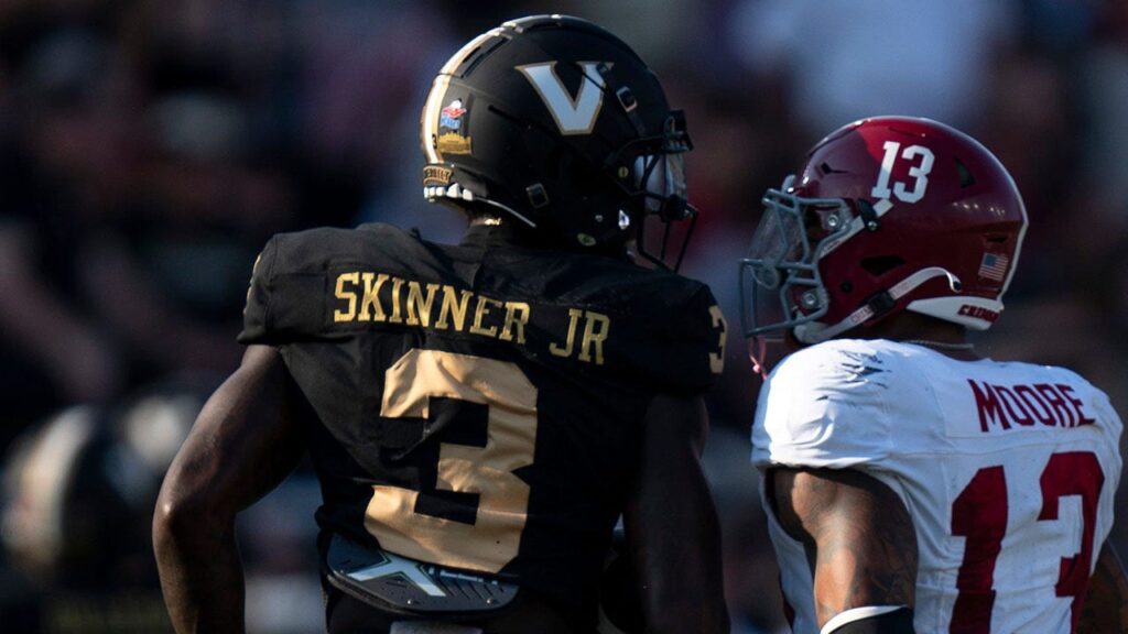 Alabama star pushes Vandy QB’s head into ground during upset loss, issues apology