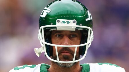 Jets’ Aaron Rodgers a ‘coach killer,’ ex-NFL QB says after Robert Saleh firing