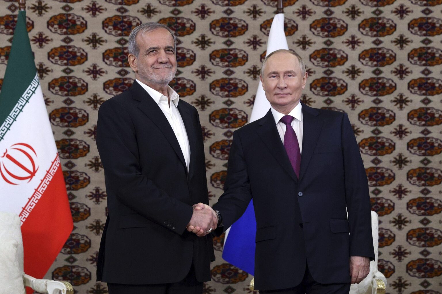 Vladimir Putin meets with Iranian President Pezeshkian to celebrate ‘very close’ relationship