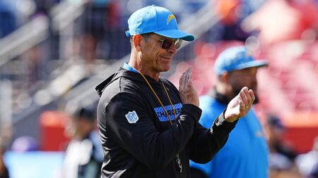 Chargers’ Jim Harbaugh abruptly leaves game with mystery illness, returns minutes later