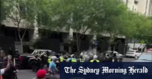 Neo-Nazis pepper-sprayed after attempting to disrupt refugee rally