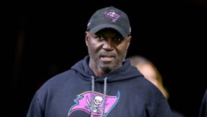 Bucs’ Todd Bowles offers rationale for opting to go for tie instead of win late in game against Chiefs