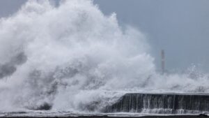 Taiwan shuts down for arrival of strong Typhoon Kong-rey