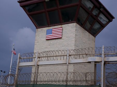 Rights groups demand end to asylum seeker detentions in Guantanamo