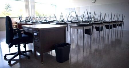 ‘Problematic’: Ontario school board removing garbage bins from classrooms