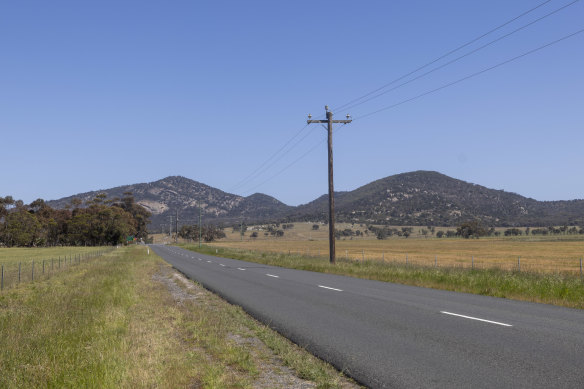 The road into Little River.