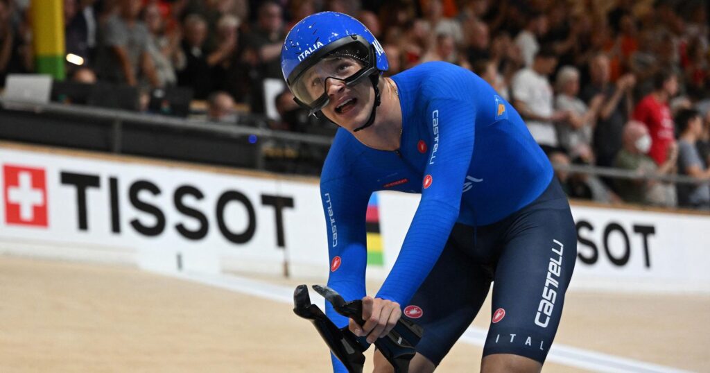 World Track Championships: Jonathan Milan breaks world record to take individual pursuit gold – Cycling – Track video