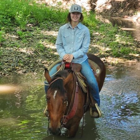 Miss Teen Rodeo Kansas killed in a car crash, five teammates injured