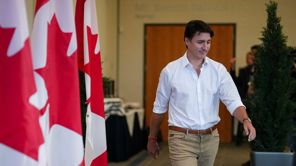 Justin Trudeau wearing a white shirt