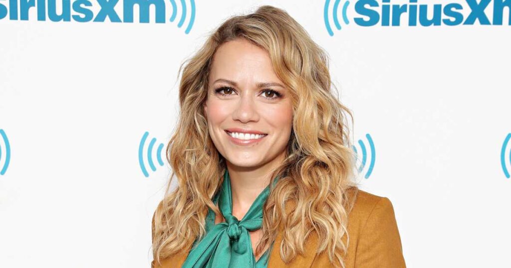 Bethany Joy Lenz Opens Up About ‘Seeing a Wonderful Man’: ‘Very Supportive’