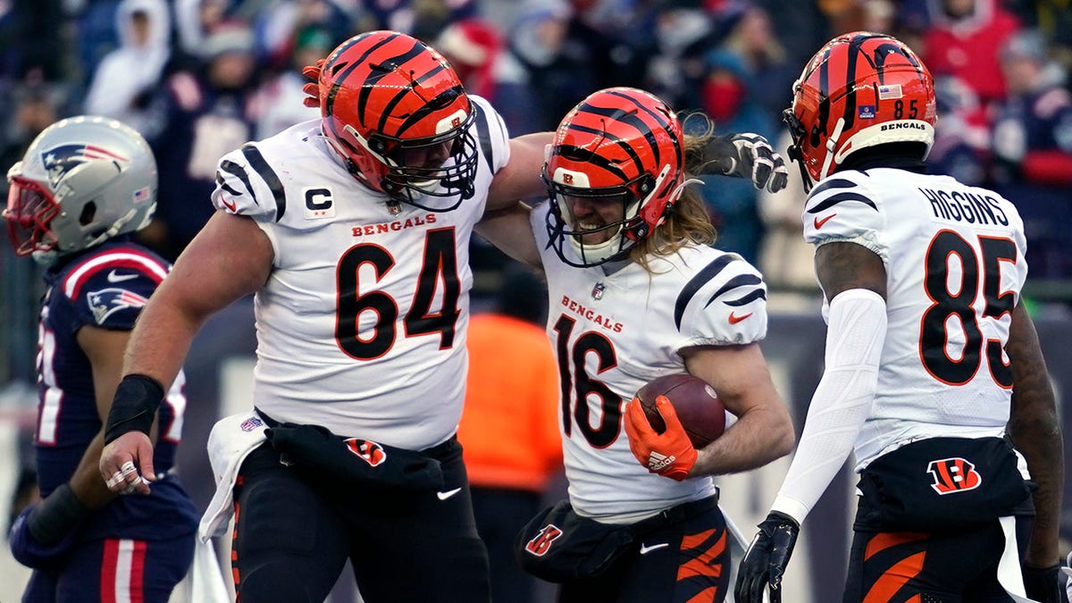 Cincinnati Bengals wide receiver Trenton Irwin celebrates a touchdown