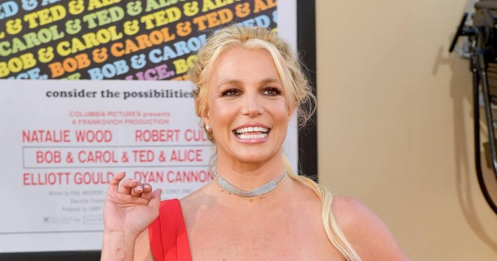 Britney Spears Is Writing Another Novel, Reveals Her 6 ‘Crazy’ Girl Crushes: ‘They’re Literally Gorgeous’