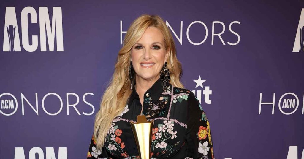 Garth Brooks’ Wife Trisha Yearwood Quietly Returns to Social Media to Support Him Amid Allegations