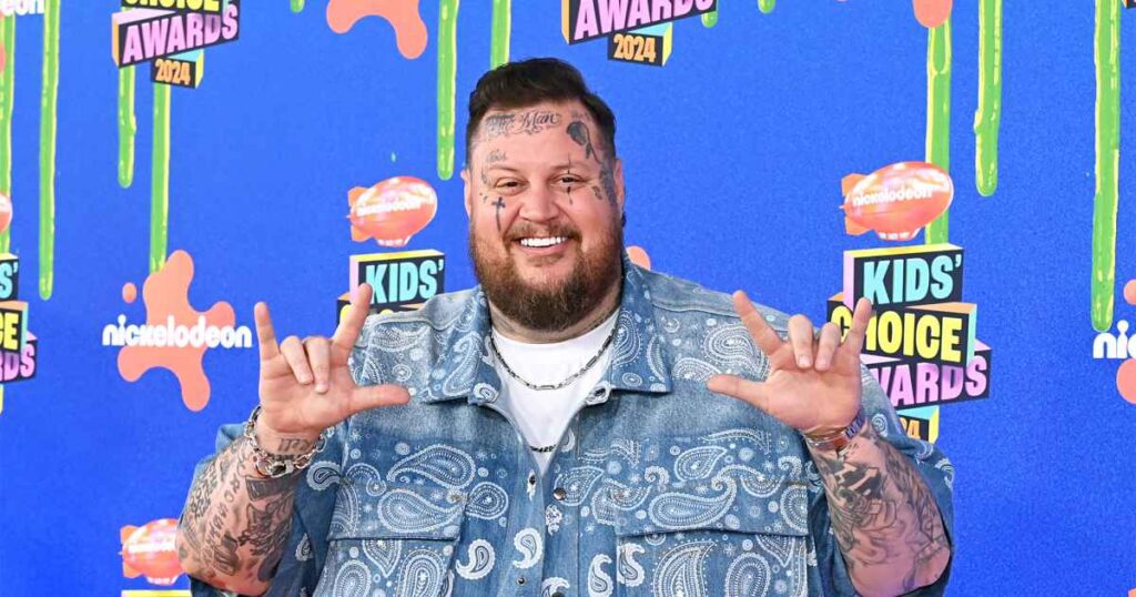 Jelly Roll Reveals 2 Books He Reads Yearly, His Ideal Date Night With Bunnie XO and More Fun Facts (Exclusive)