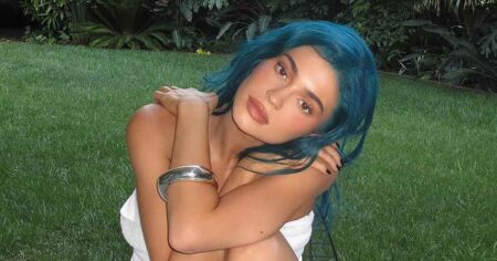 Kylie Jenner’s New Goth-Glam Hair Transformation Is Already Going Viral