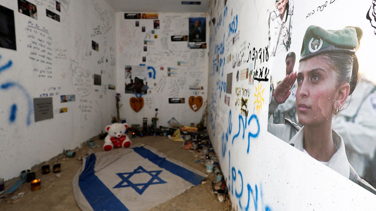 Israel Hamas bomb shelter