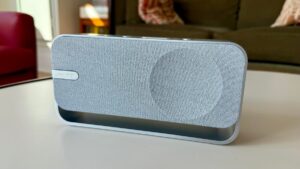 Bose SoundLink Home Review: Big Sound From a Sleek Little Bluetooth Speaker