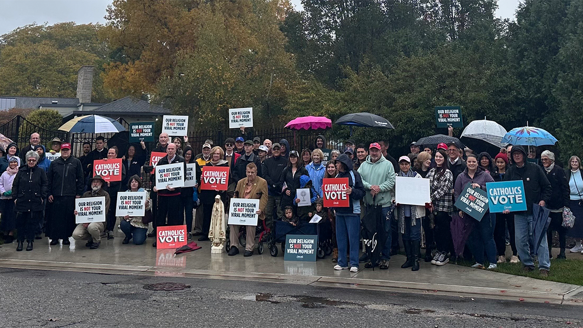 catholics rally outside home of gov. whitmer