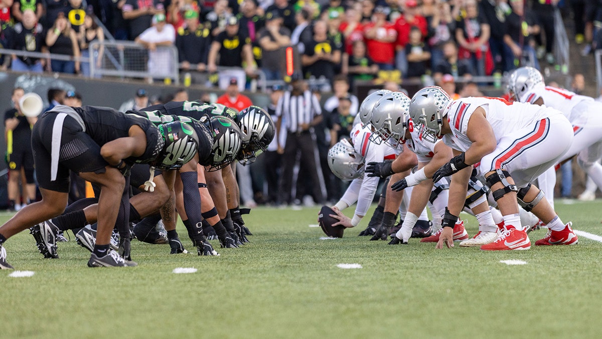 Buckeyes Ducks trenches