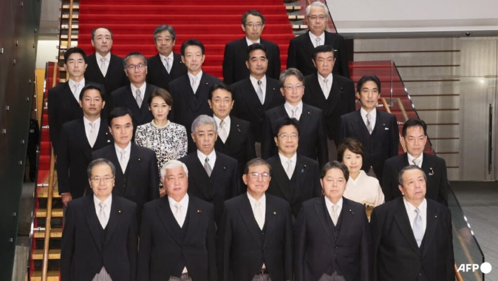 Japan government admits doctoring ‘untidy’ Cabinet photo