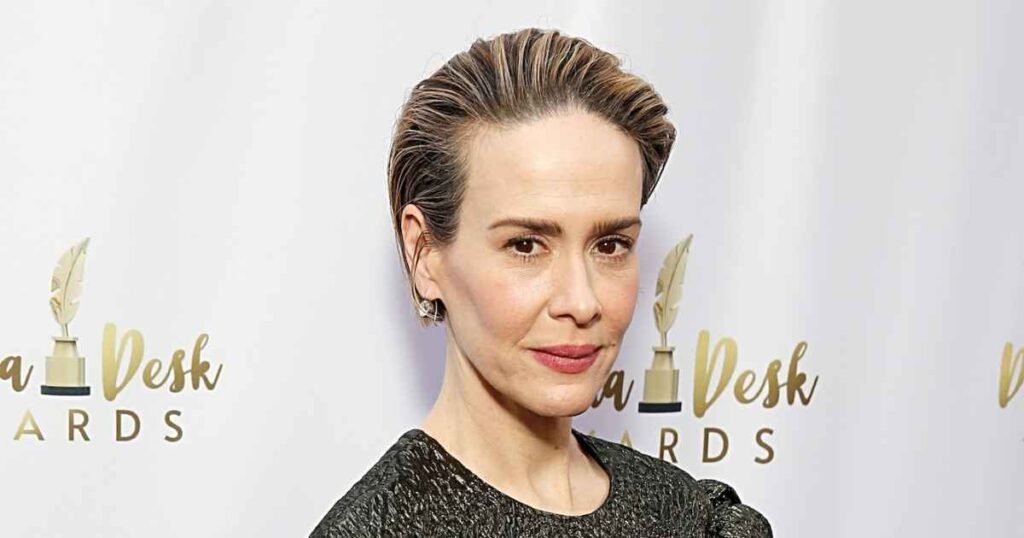 Sarah Paulson Wears Kim Zolciak’s Wig and Reenacts Heather Gay’s ‘Receipts! Proof! Timeline!’ Speech