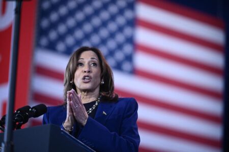 Harris calls on Arizona voters to pass abortion initiative — while misstating Trump’s positions