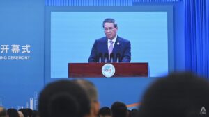 China’s premier ‘fully confident’ of hitting growth targets