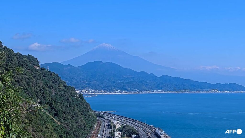 Snow seen on Mount Fuji after record time without