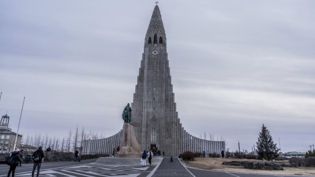 Iceland holds parliamentary election