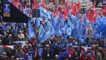 Thousands of public sector workers take to streets in Italy