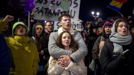 Young Romanians protest outcome of presidential first round vote