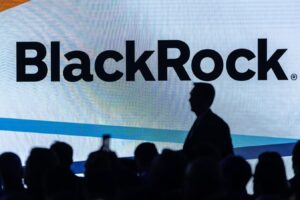 BlackRock Is Quietly Boosting These 3 Big Closed-End Funds