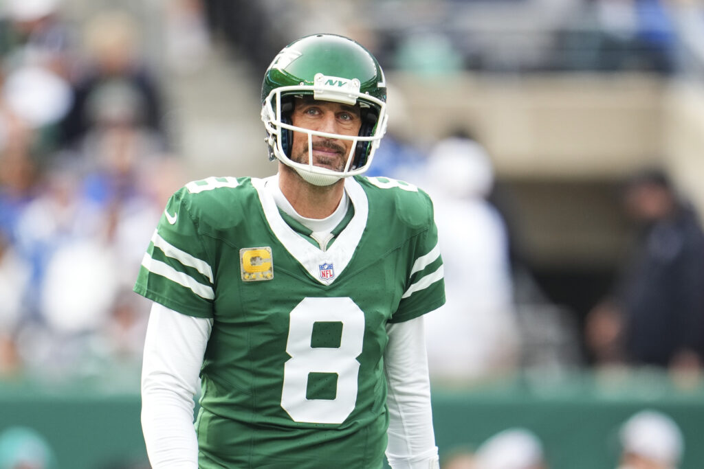 Jets’ Aaron Rodgers Could Be Next Veteran Benched