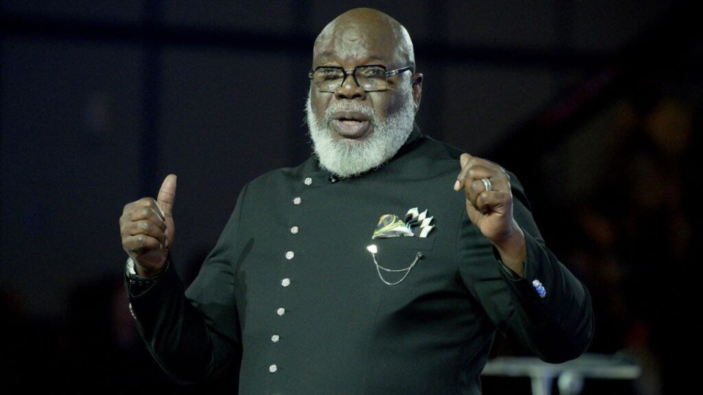 Bishop T.D. Jakes suffers health incident after ‘powerful’ sermon during Sunday service