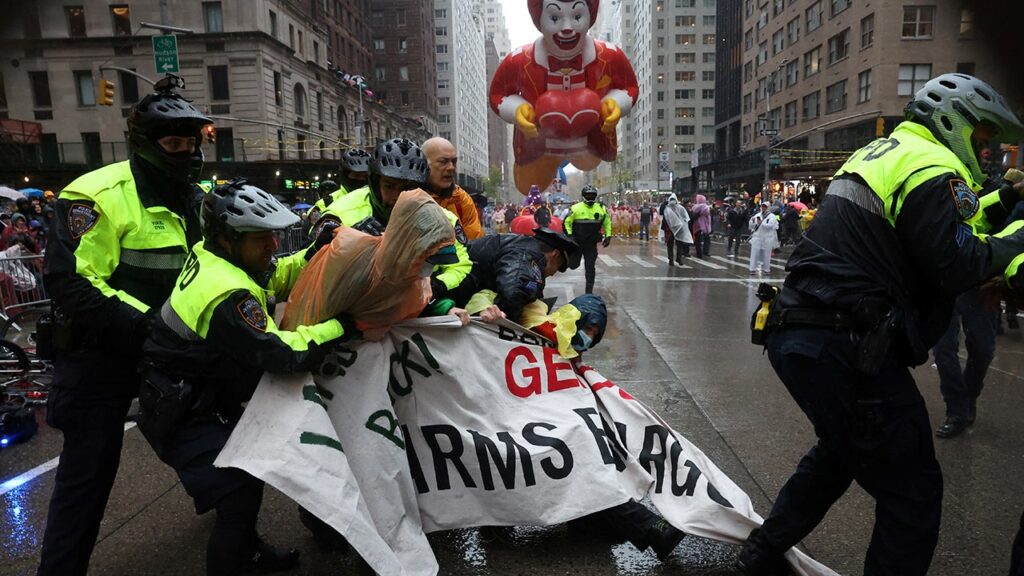 Anti-Israel protesters disrupt Macy’s Thanksgiving Day Parade