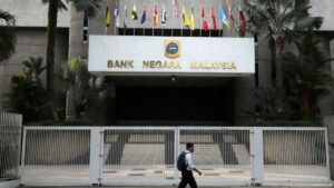 Malaysia central bank keeps key rate at 3.00% at final policy meeting of year