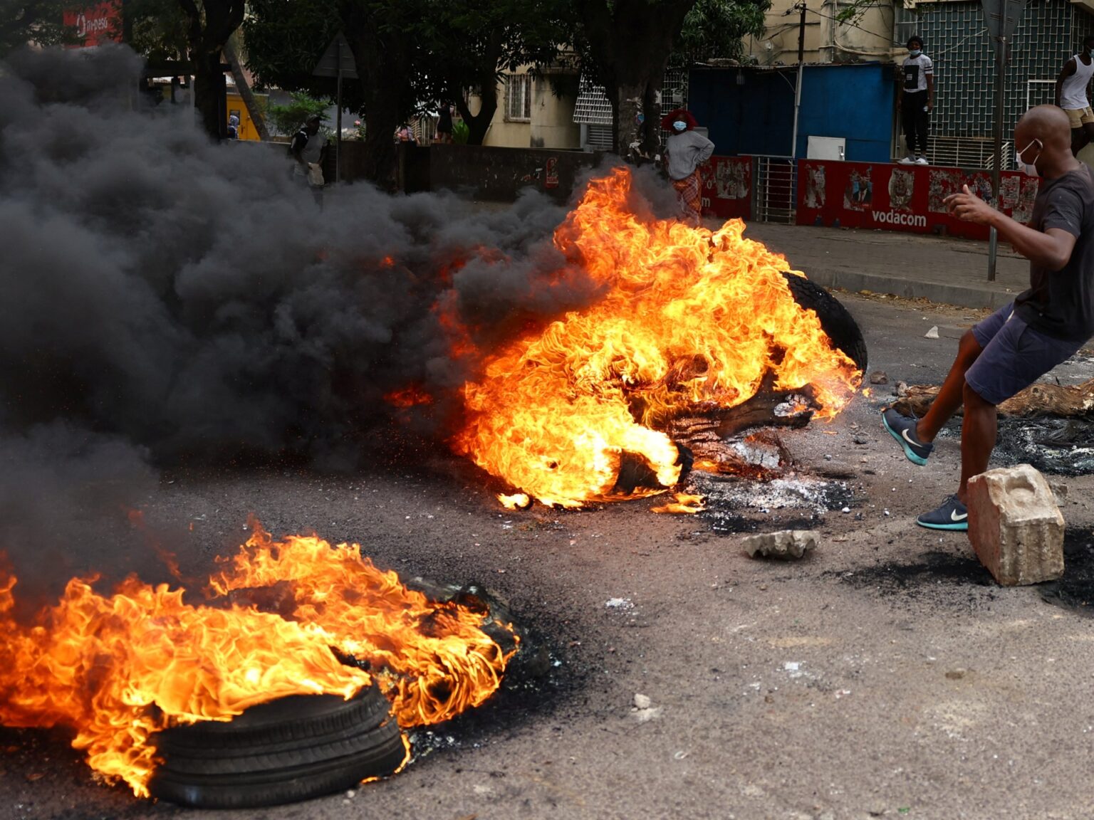 Photos: Clashes in Mozambique as opposition protests election ‘fraud’