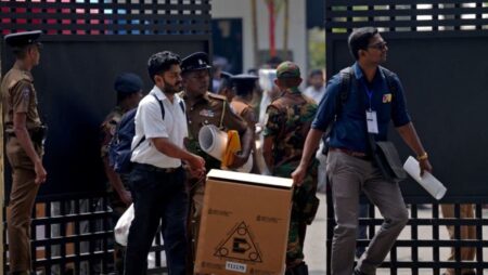 Sri Lanka president eyes parliament win in snap election