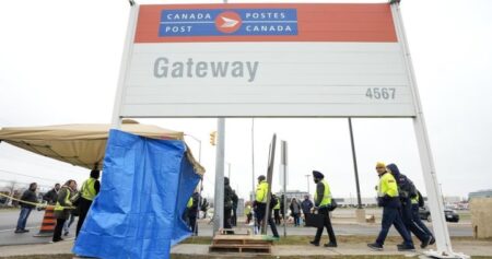 Canada Post says no ‘major breakthrough’ in talks as strike enters 2nd week