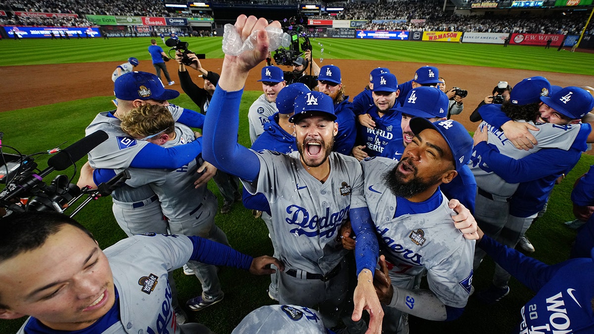 Dodgers players celebrate