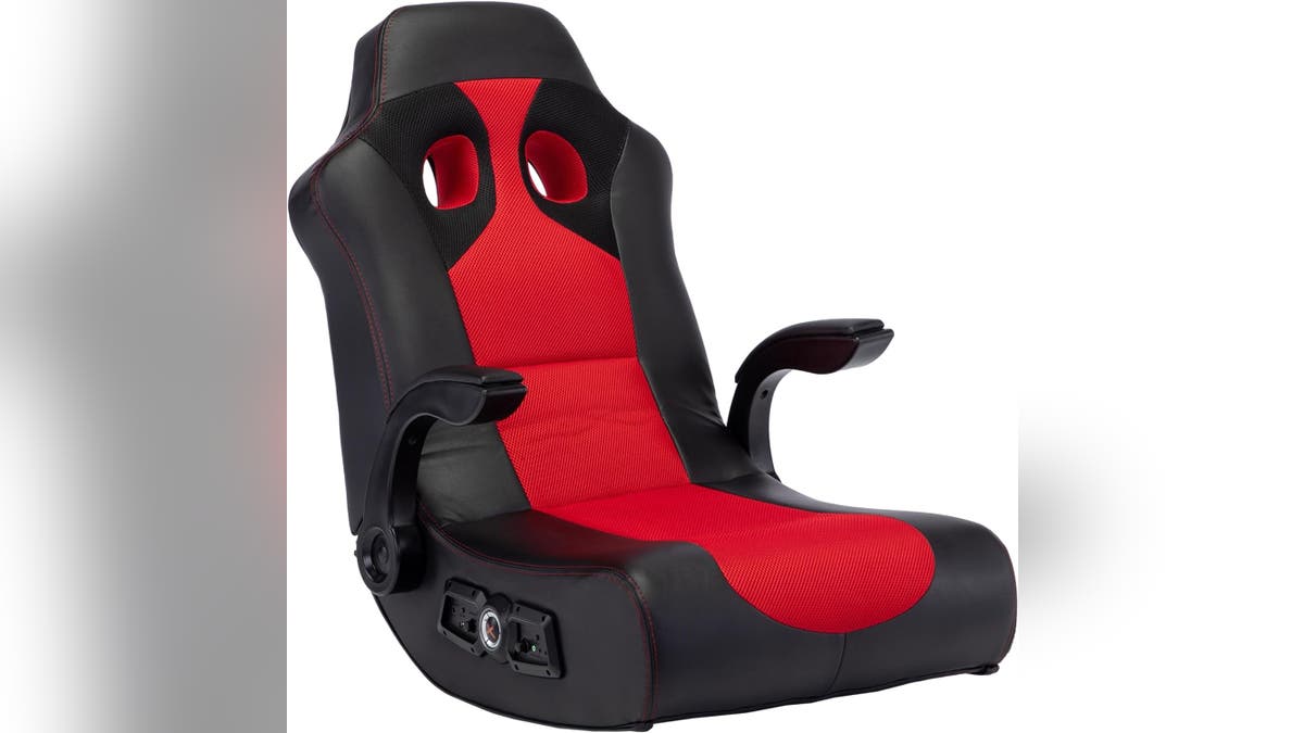 Help your gamer relax in style with this gaming rocker. 