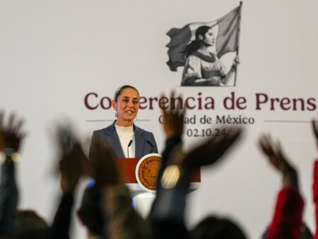 As Mexico advances plan to dissolve watchdog agencies, critics cry foul