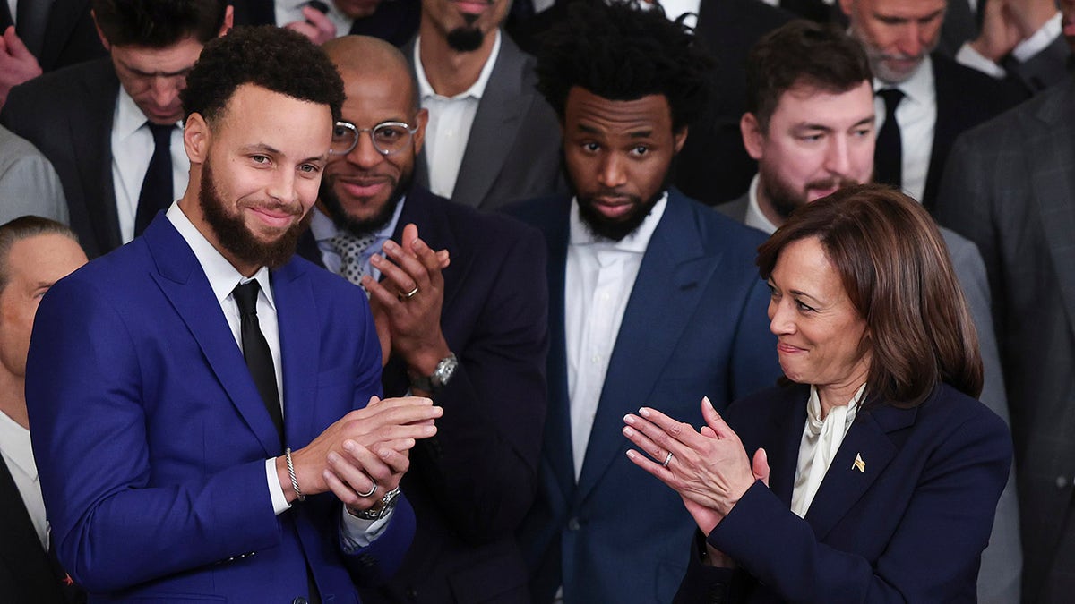 Curry and Kamala at white house